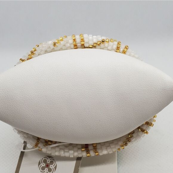 NWT 3 Strands White & Gold Beaded Bracelet - Picture 4 of 5